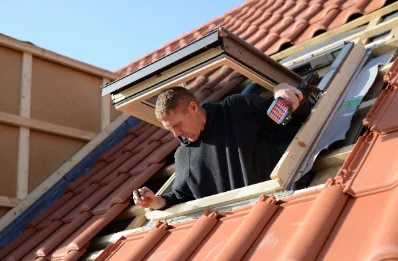 Pose de fenêtres de toit Velux à Neufmesnil